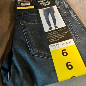 Kikland Women’s Size 6 Highrise Skinny Jean